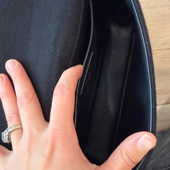 Yves Saint Laurent Jamie Jersey Black Quilted Shoulder Bag with Gold Chain - Picture 14 of 17